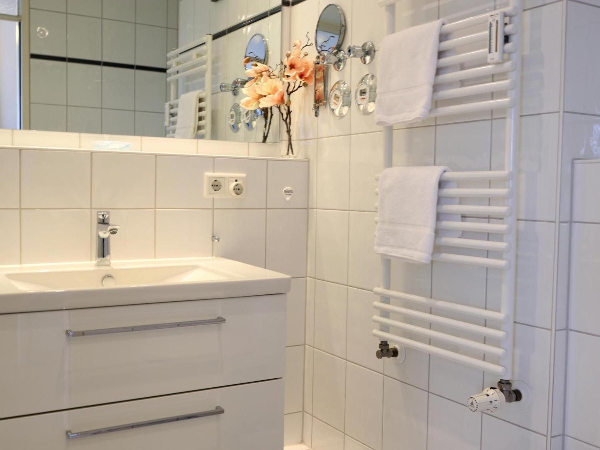 Strandnahe Ferienwohnung, Zentral Gelegen, Ost-balkon, Andreas Dirks-str. 2 Apartment Westerland