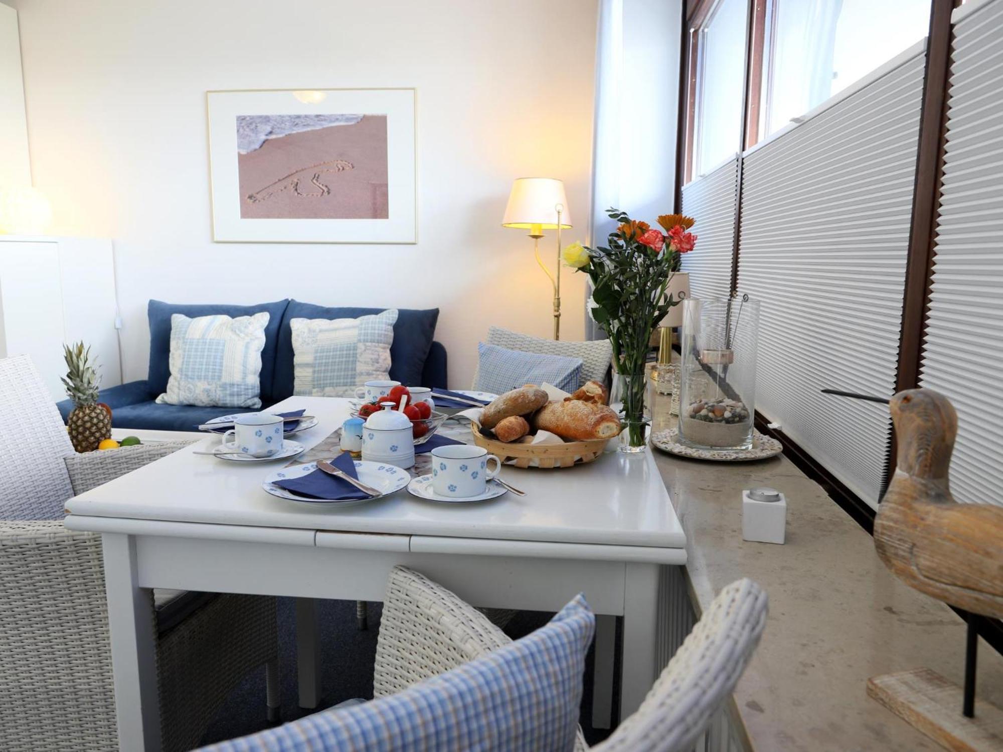 Strandnahe Ferienwohnung, Zentral Gelegen, Ost-balkon, Andreas Dirks-str. 2 Apartment *